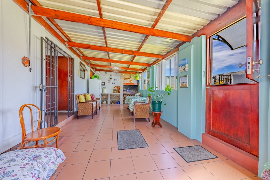 3 Bedroom Property for Sale in Bothasig Western Cape